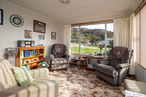 Photo of property in 8 Teviot Street, Roxburgh, 9500