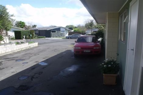 Photo of property in 2/7 Phillips Place, Havelock North, 4130