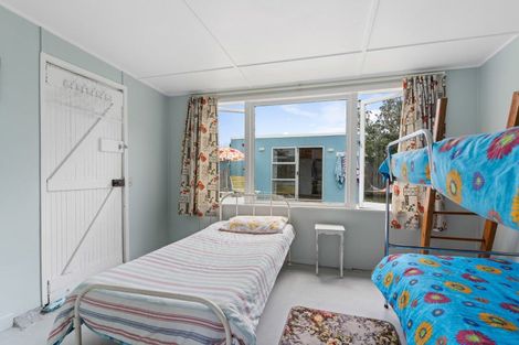 Photo of property in 132 Achilles Avenue, Whangamata, 3620