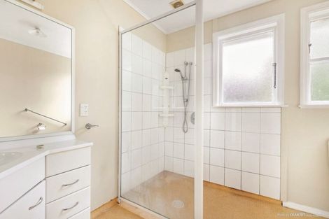 Photo of property in 5a Mangaroa Hill Road, Clouston Park, Upper Hutt, 5018