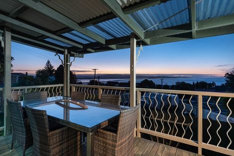 Photo of property in 33 Williams Crescent, Maketu, Te Puke, 3189