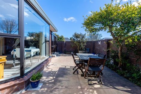 Photo of property in 29 Cricklewood Place, Avonhead, Christchurch, 8042