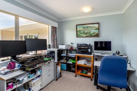 Photo of property in 109 Brandon Street, Featherston, 5710