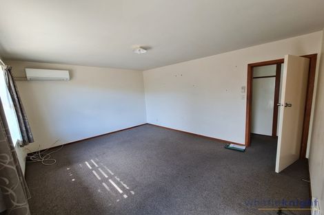 Photo of property in 2/7 Division Street, Riccarton, Christchurch, 8041