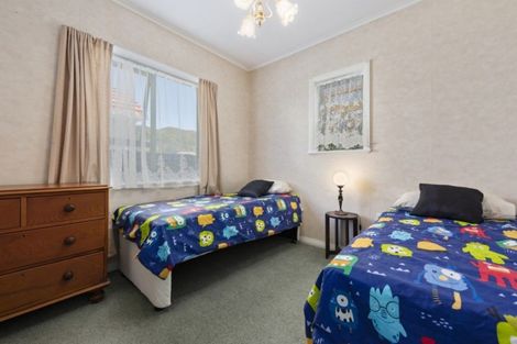 Photo of property in 16 Jutland Street, Waterloo, Lower Hutt, 5011