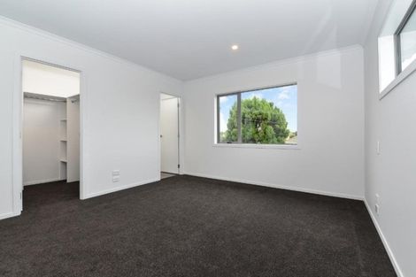 Photo of property in 4/56 Sandwich Road, Saint Andrews, Hamilton, 3200