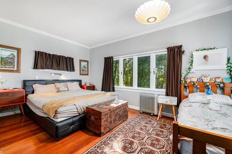 Photo of property in 195 Golf Road, Titirangi, Auckland, 0604