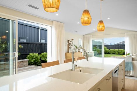 Photo of property in 46 Finstock Way, Rolleston, 7614