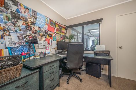 Photo of property in 16 Britannia Place, Half Moon Bay, Auckland, 2012