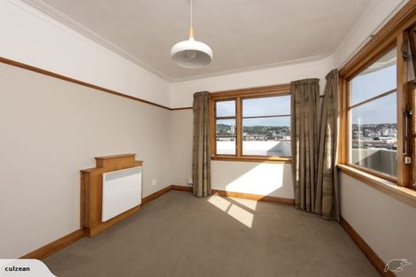 Photo of property in Ionian Flats, 123-125 Brougham Street, Mount Victoria, Wellington, 6011