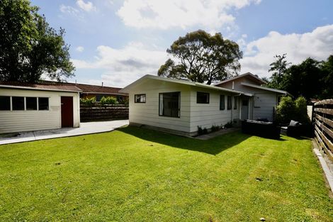 Photo of property in 62 Acacia Street, Kelvin Grove, Palmerston North, 4414