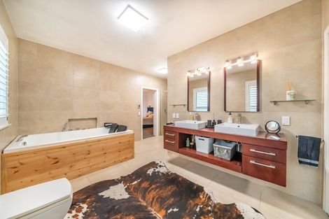 Photo of property in 53 State Highway 58, Pauatahanui, Porirua, 5381