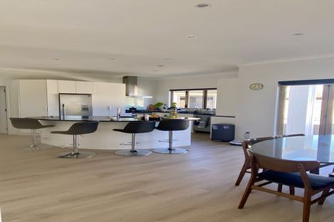 Photo of property in 2 Coleraine Drive, Rototuna, Hamilton, 3210