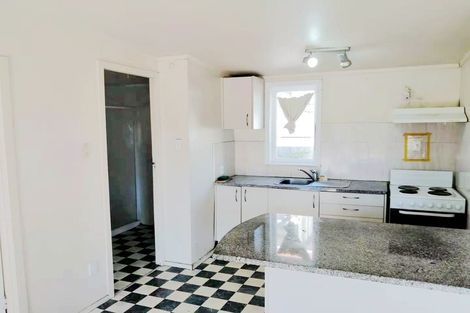 Photo of property in 1302b Dominion Road, Mount Roskill, Auckland, 1041