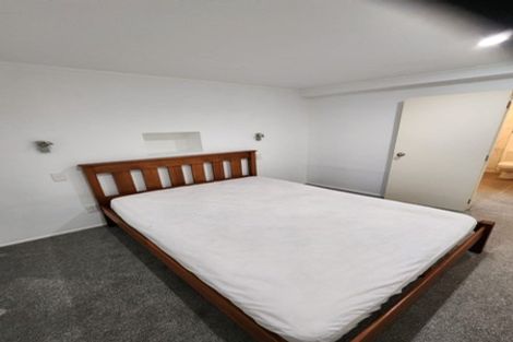 Photo of property in 774 East Coast Road, Oteha, Auckland, 0630