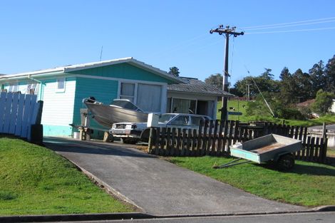 Photo of property in 2 Whiteman Road, Kawakawa, 0210