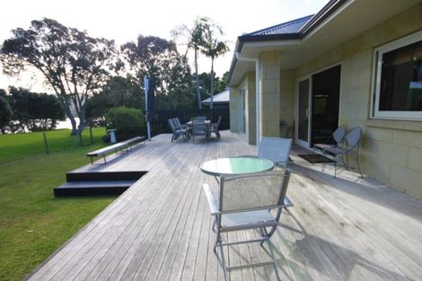 Photo of property in 69 Tangiteroria Lane, Pauanui, Hikuai, 3579