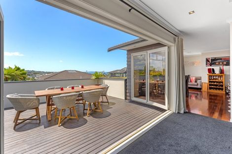 Photo of property in 29 Knights Road, Rothesay Bay, Auckland, 0630