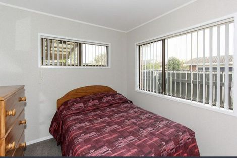 Photo of property in 10 Argyle Place, Highlands Park, New Plymouth, 4312