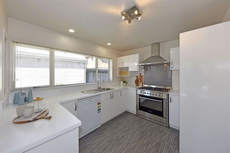 Photo of property in 1/3 Creyke Road, Ilam, Christchurch, 8041