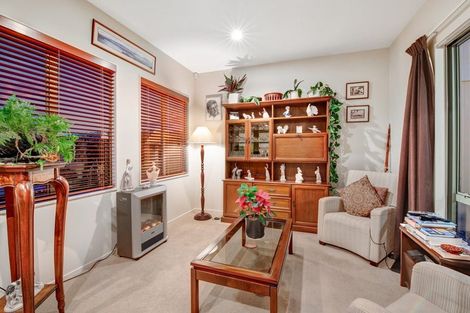 Photo of property in 260 Alec Craig Way, Gulf Harbour, Whangaparaoa, 0930