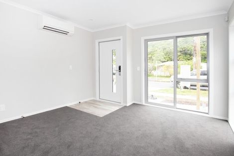 Photo of property in 4a Horoeka Street, Stokes Valley, Lower Hutt, 5019