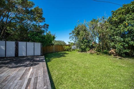 Photo of property in 22 Ocean Road, Surfdale, Waiheke Island, 1081