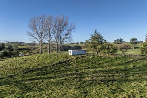 Photo of property in 2642 Raukawa Road, Te Onepu, Hastings, 4174