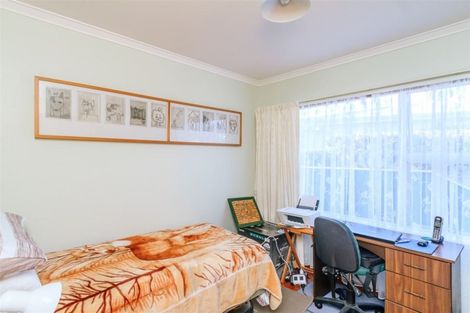 Photo of property in 10 Rosebank Avenue, Avalon, Lower Hutt, 5011