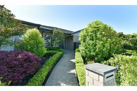 Photo of property in 69 Hillcrest Road, Hatfields Beach, Orewa, 0931