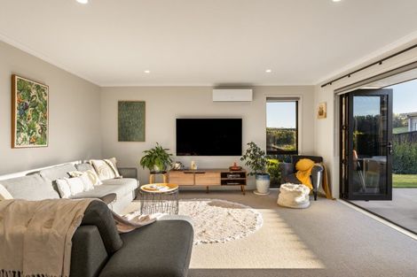 Photo of property in 60 Puhirake Crescent, Pyes Pa, Tauranga, 3112