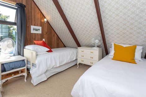 Photo of property in 2 Wigmore Crescent, Hahei, Whitianga, 3591