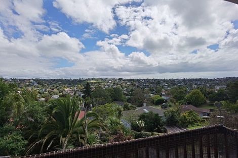 Photo of property in 23 Squirrel Lane, Browns Bay, Auckland, 0630