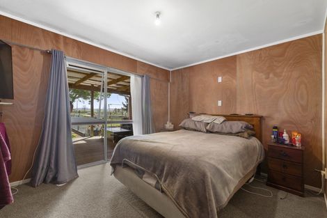 Photo of property in 30 Lee Road, Hannahs Bay, Rotorua, 3010