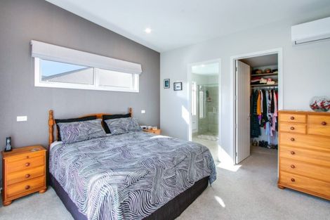 Photo of property in 6 Ruahine Road, Poraiti, Napier, 4112