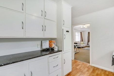 Photo of property in 14 Durham Street, Cannons Creek, Porirua, 5024