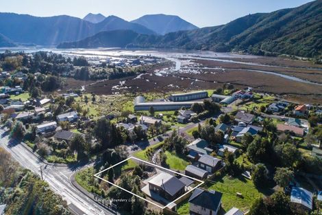 Photo of property in 1 Wilson Street, Havelock, 7100