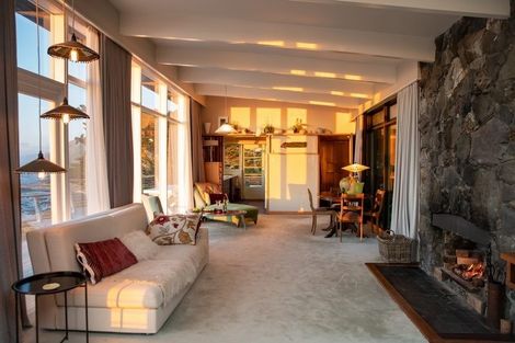 Photo of property in 16 Pa Road, Pukerua Bay, 5026