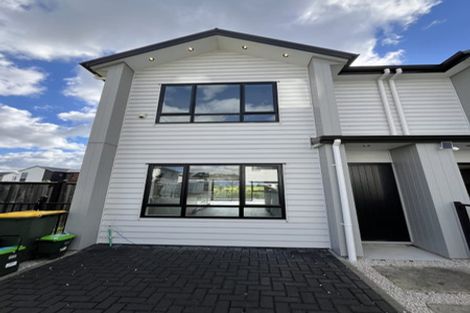 Photo of property in 22b Lumbarda Drive, Kumeu, 0810