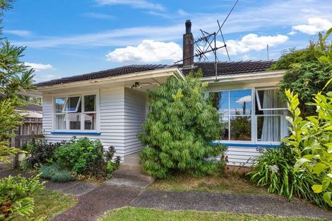 Photo of property in 27 Ranui Station Road, Ranui, Auckland, 0612