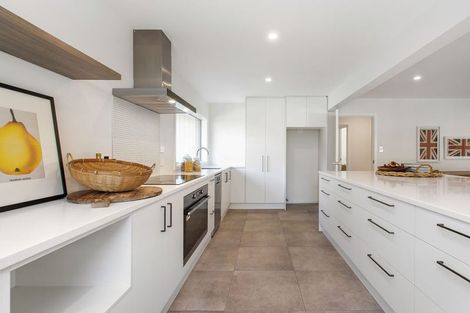 Photo of property in 10 Winslow Street, Burnside, Christchurch, 8053