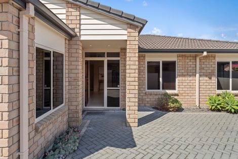 Photo of property in 73 Oriental Parade, Papamoa Beach, Papamoa, 3118