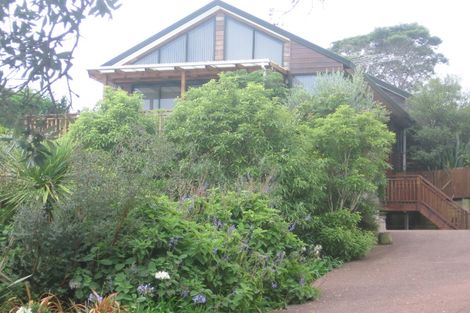 Photo of property in 5a Tetley Road, Surfdale, Waiheke Island, 1081