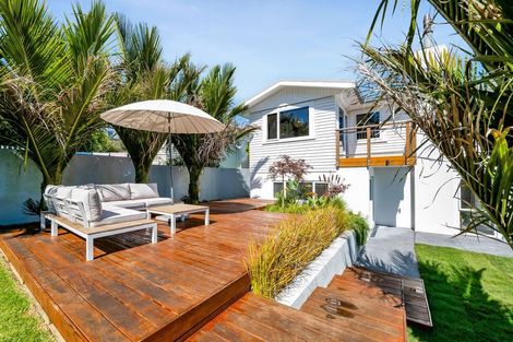 Photo of property in 185 Mangorei Road, Merrilands, New Plymouth, 4312