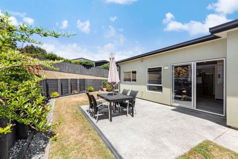 Photo of property in 7 Sumner Terrace, Aotea, Porirua, 5024