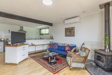Photo of property in 53 Hawker Street, Mount Victoria, Wellington, 6011