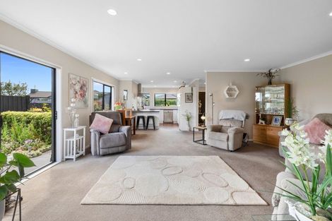 Photo of property in 27 Coby Sydney Drive, Bell Block, New Plymouth, 4312