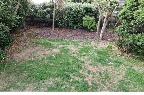 Photo of property in 25 Pinnacle Street, Seatoun, Wellington, 6022