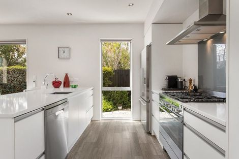 Photo of property in 70 Paparoa Street, Papanui, Christchurch, 8053