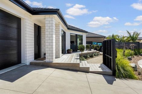 Photo of property in 20 Lillian Place, Orewa, 0931
